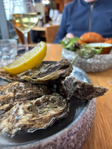 Huîtres servies à La Mer à Boire